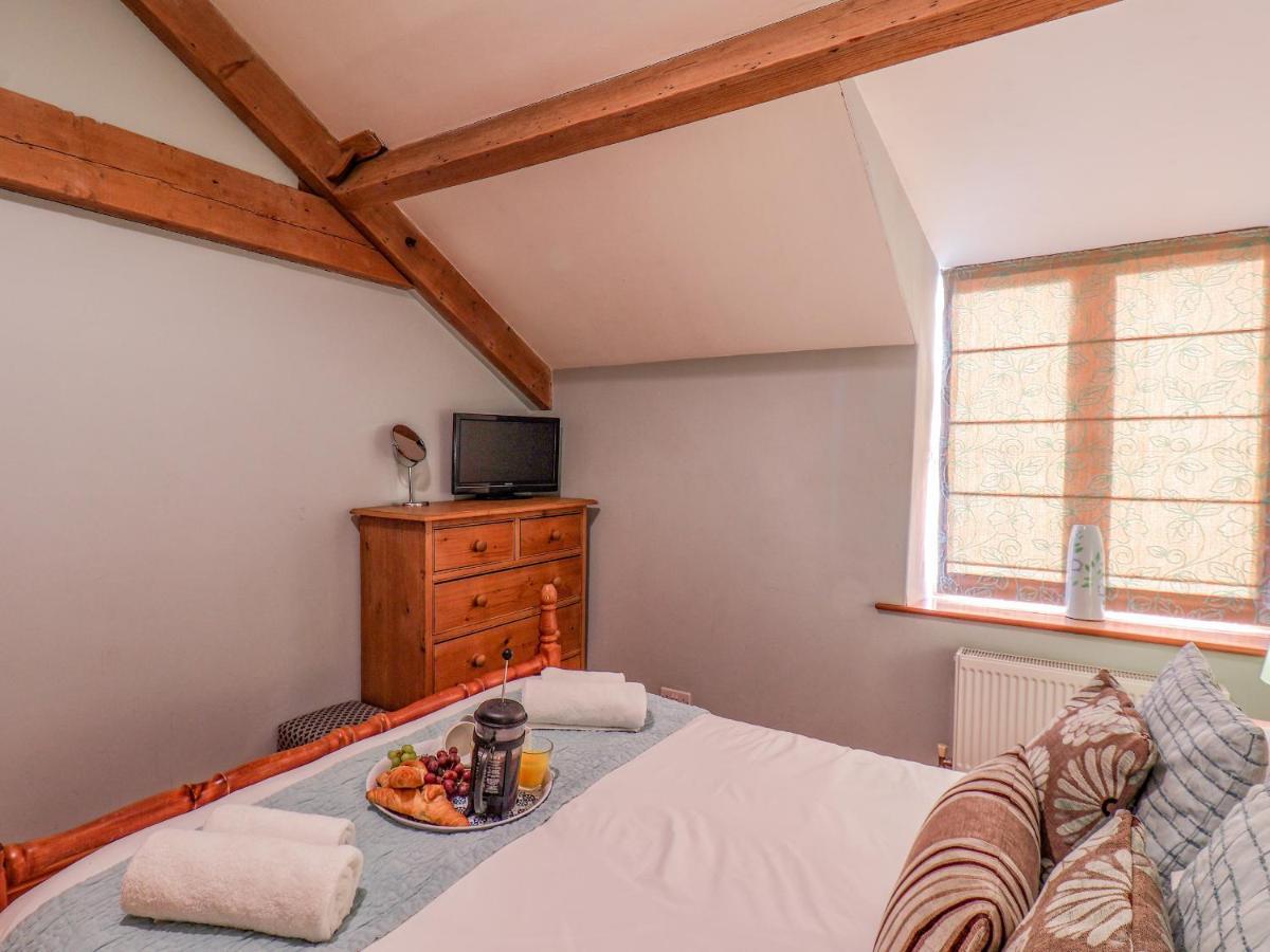 Hayloft Cottage Staintondale Bagian luar foto